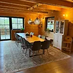 Lejlighed Blockbohlen Holzhaus Mit Sauna, Outdoor Jacuzzi Und Badeteich Gersfeld