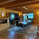 Blockbohlen Holzhaus Mit Sauna, Outdoor Jacuzzi Und Badeteich Lejlighed Gersfeld