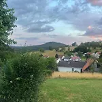 Blockbohlen Holzhaus Mit Sauna, Outdoor Jacuzzi Und Badeteich Gersfeld
