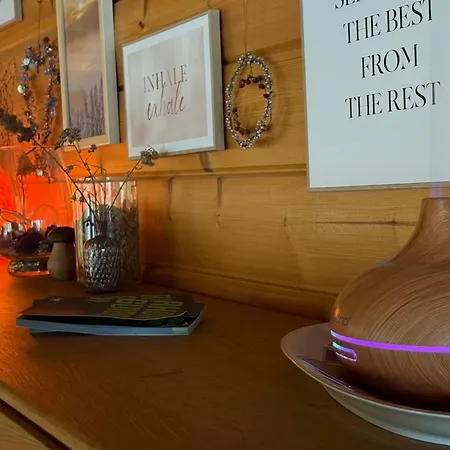 Blockbohlen Holzhaus Mit Sauna, Outdoor Jacuzzi Und Badeteich * Gersfeld