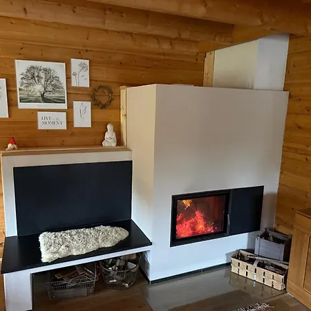 Apartamento Blockbohlen Holzhaus Mit Sauna, Outdoor Jacuzzi Und Badeteich Gersfeld