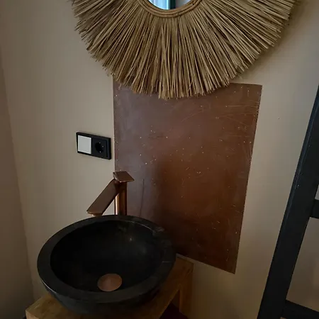 Apartamento Blockbohlen Holzhaus Mit Sauna, Outdoor Jacuzzi Und Badeteich *