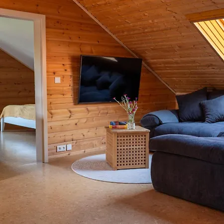 Holzhaus Auszeit Am Kueppel & Bright Collection 게르슈펠트