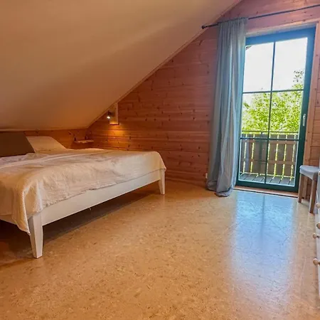 Holzhaus Auszeit Am Kueppel *