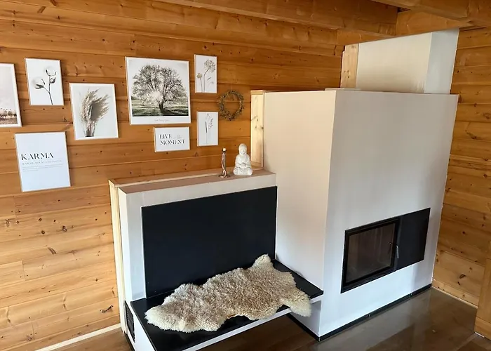 Апартаменты Blockbohlen Holzhaus Mit Sauna, Outdoor Jacuzzi Und Badeteich *