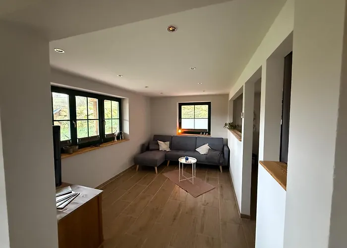 Апартаменты Blockbohlen Holzhaus Mit Sauna, Outdoor Jacuzzi Und Badeteich *