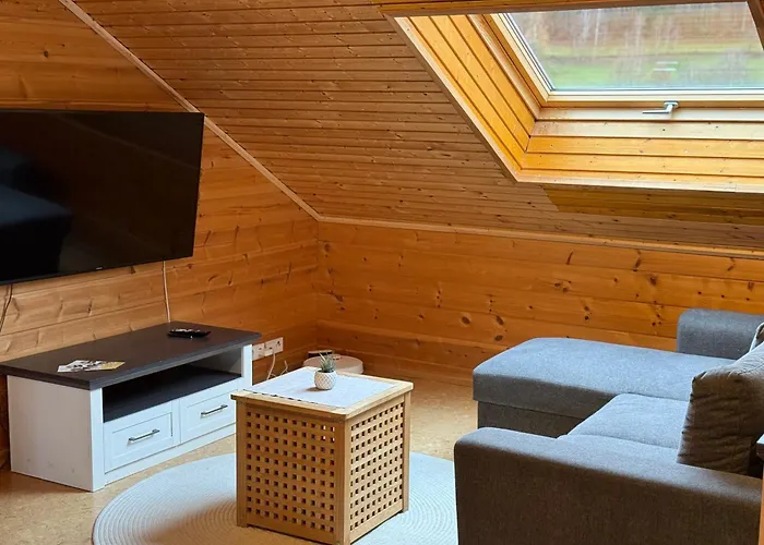 Blockbohlen Holzhaus Mit Sauna, Outdoor Jacuzzi Und Badeteich Апартаменты Герсфельд