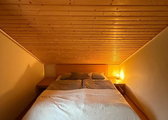 Апартаменты Blockbohlen Holzhaus Mit Sauna, Outdoor Jacuzzi Und Badeteich *