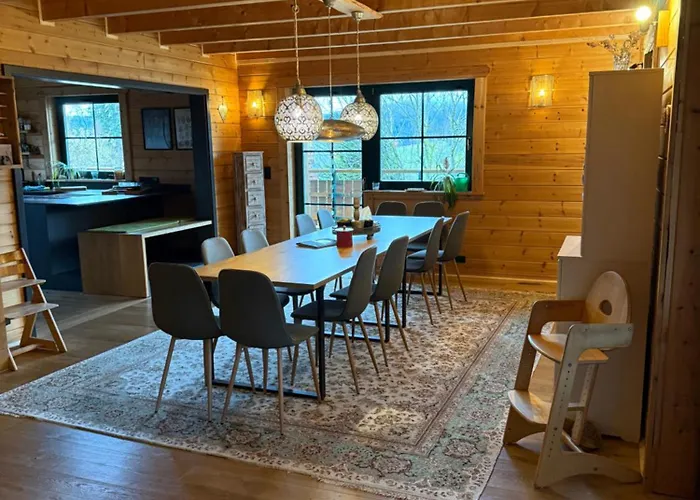 Апартаменты Blockbohlen Holzhaus Mit Sauna, Outdoor Jacuzzi Und Badeteich *